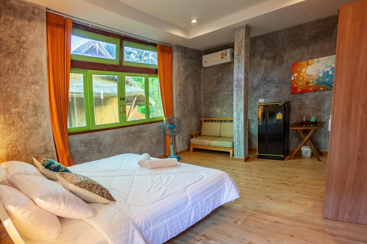 Tonmai Suites Ко-Ланта Екстер'єр фото